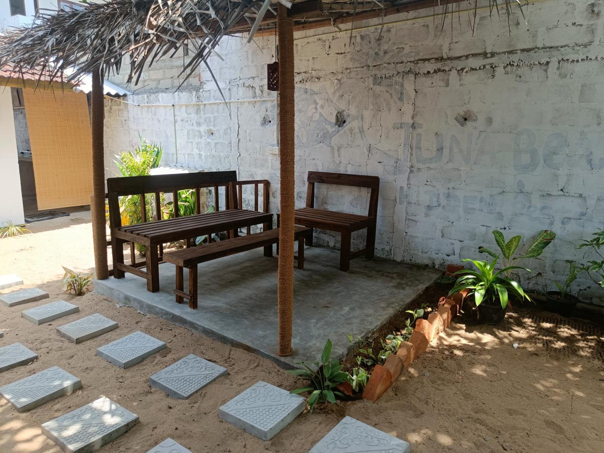 Kingly Aroma Hotel Arugam Bay Buitenkant foto